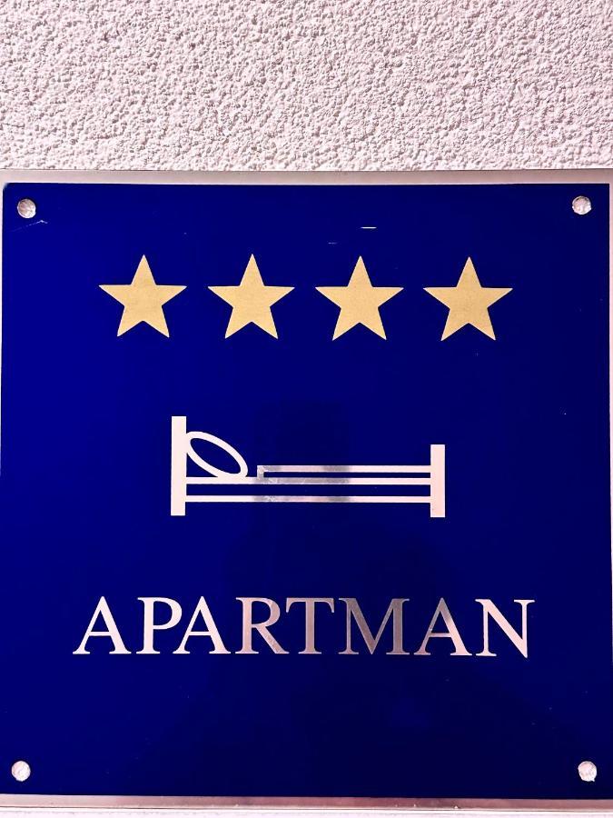 Apartman Magnolija Umago Esterno foto